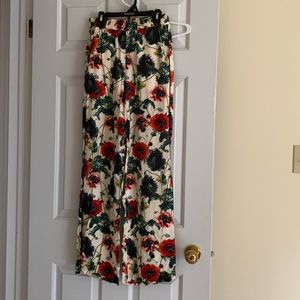 Statement pants! 😊